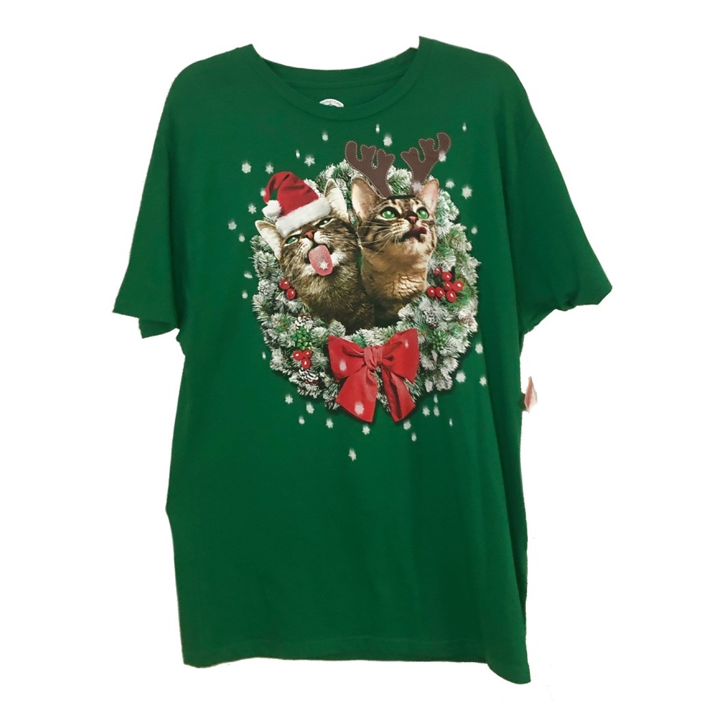 Snowflake Catcher Holiday Cat Men's and Big Men's Graphic T-shirt